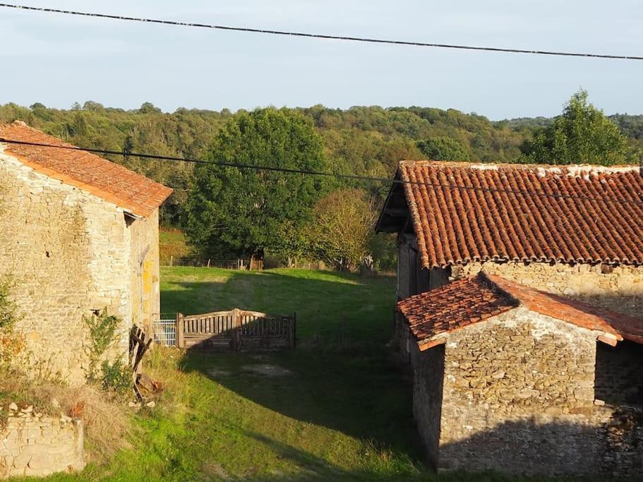 Two Hoots - Farmhouse With Summer Pool. Châteauponsac Buitenkant foto